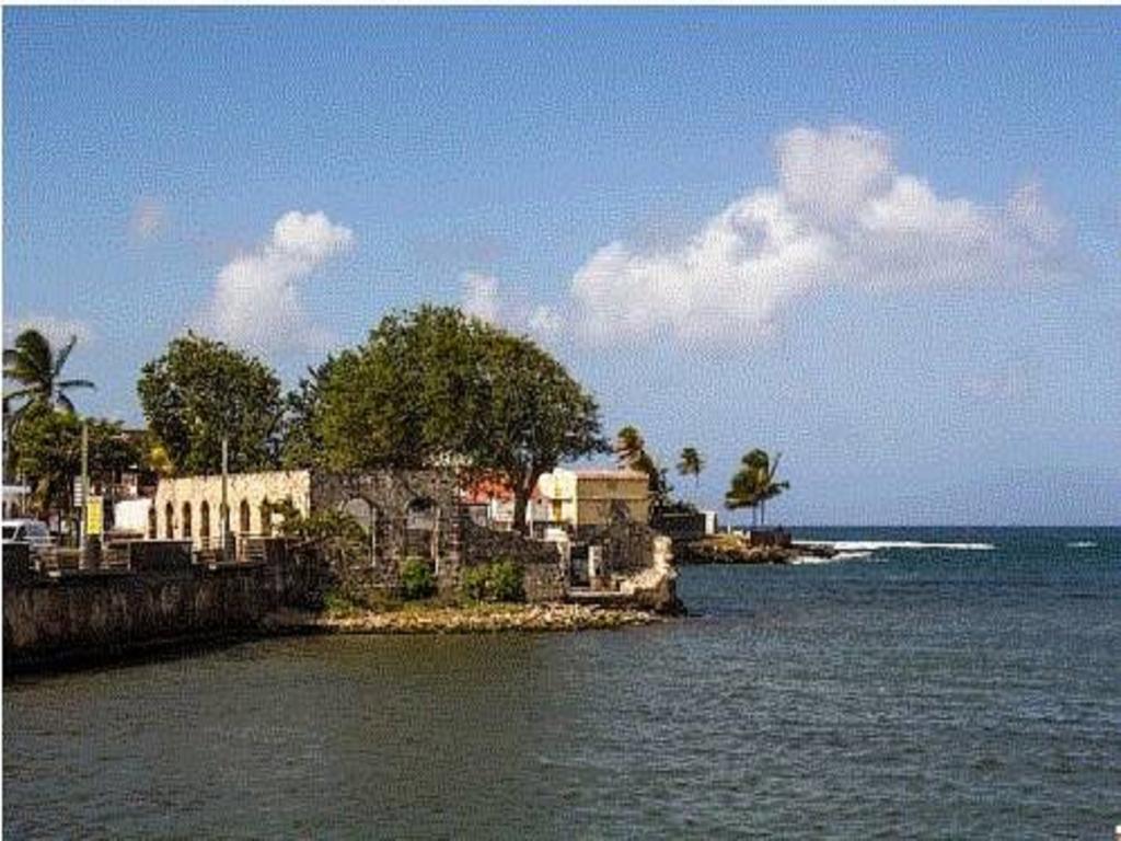 Sunrise Vila Le Moule Exterior foto